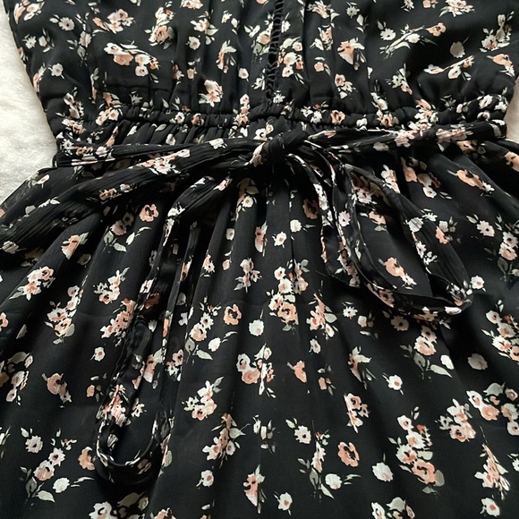 Abercrombie & Fitch Floral Dress - Picture 6 of 15